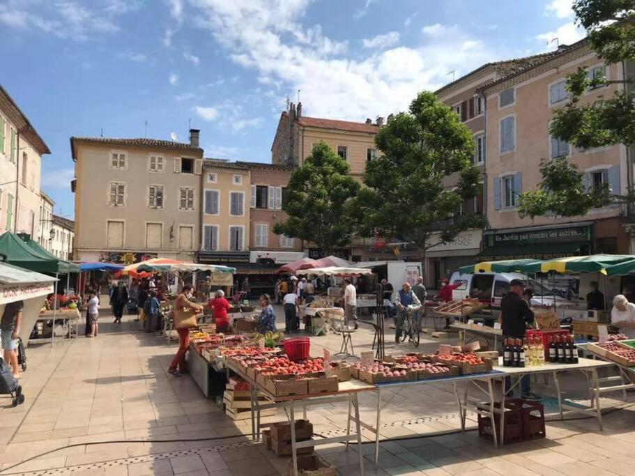 Maison De Ville Chateauneuf-du-Rhone Luaran gambar